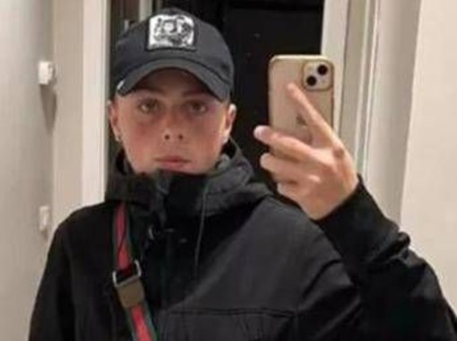 Ragazzo ucciso a Trani, 17enne fermato accusato di omicidio volontario Ragazzo ucciso a Trani, 17enne fermato accusato di omicidio volontario