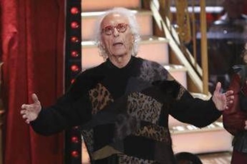 Mughini a La volta buona: &quot;Ho avuto una rara malattia, ora non mi chiama più nessuno&quot;