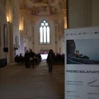 Ferrarelle società benefit a fianco del 'Premio Malaparte' Ferrarelle società benefit a fianco del 'Premio Malaparte'