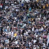 Juve-Atalanta, curva bianconera non rispetta minuto di silenzio per Mazzola e volta le spalle al campo