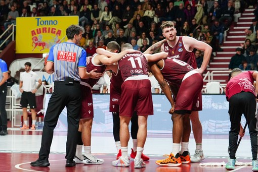 Basket: dal sogno scudetto all’esclusione, niente lieto fine per Trapani Basket: dal sogno scudetto all’esclusione, niente lieto fine per Trapani